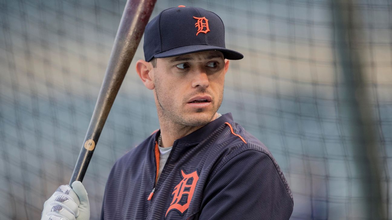 Tigers Trade Fielder for Kinsler - The New York Times