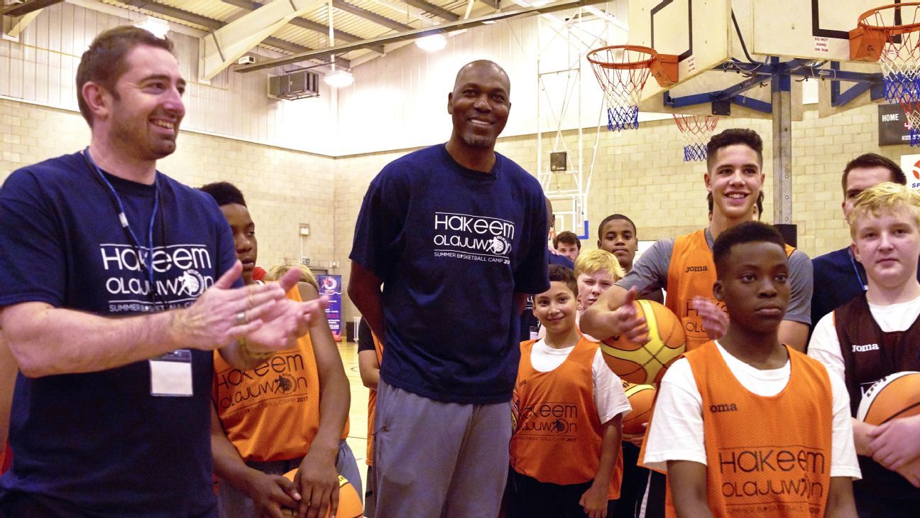 Hakeem Olajuwon – CITY OF BIRMINGHAM ROCKETS BASKETBALL CLUB