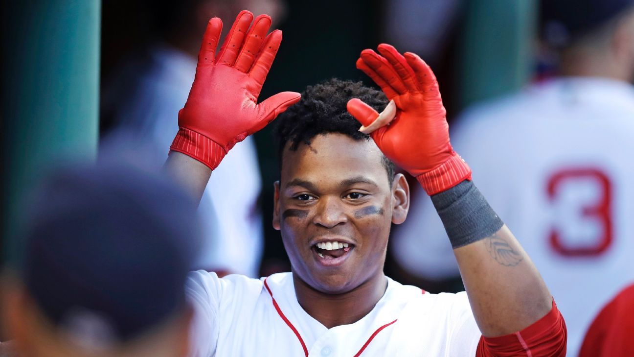 Rafael Devers not letting Yoan Moncada's contract affect him - The