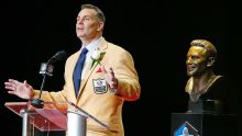 Kurt Warner enters Northern Iowa hall after HOF NFL career