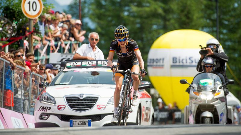 Mara Abbott on her way to a solo stage victory in Stage 9 of the 2015 Giro Rosa.