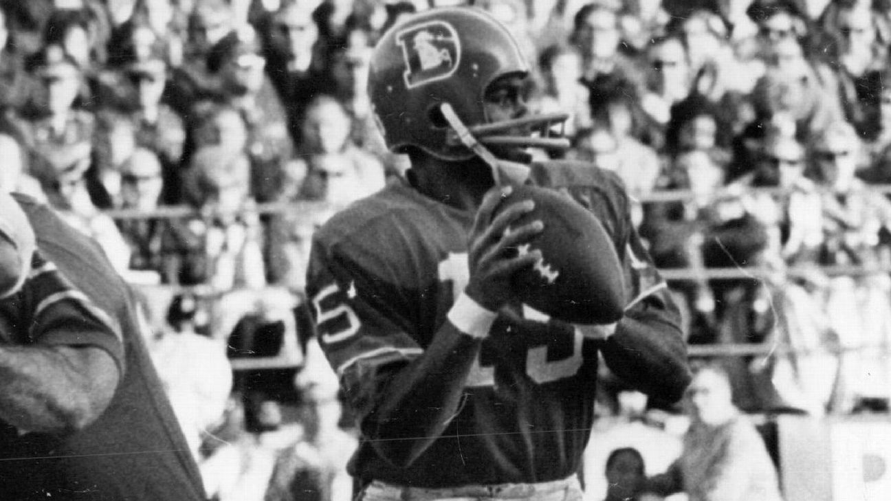 Marlin Briscoe, first Black starting QB in AFL, dies at age 76