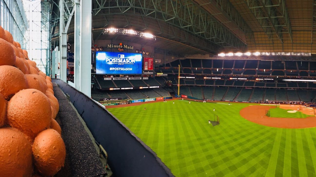 Train at Houston Astros stadium, Minute Maid Park