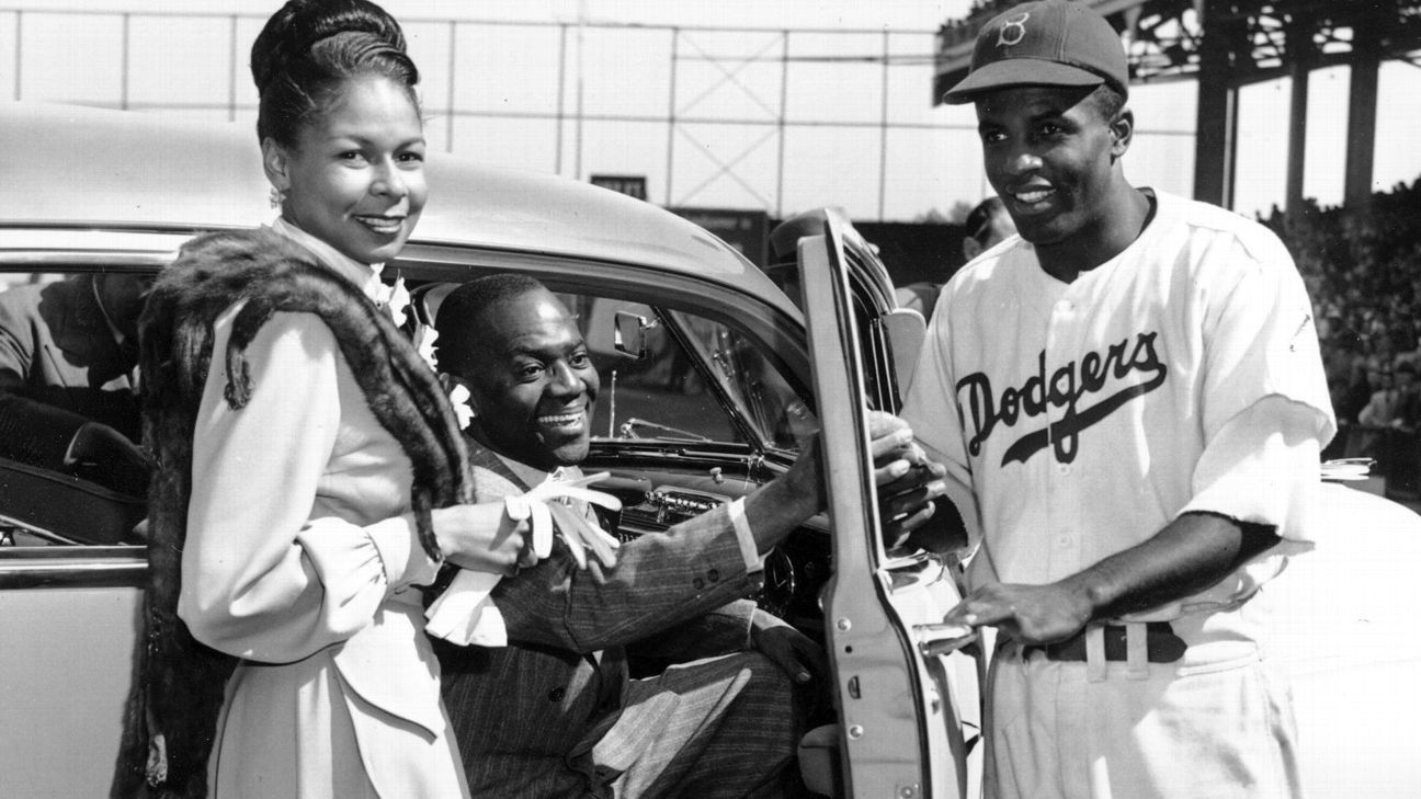 Rare Jackie Robinson jersey sold for $2.05 million - ESPN
