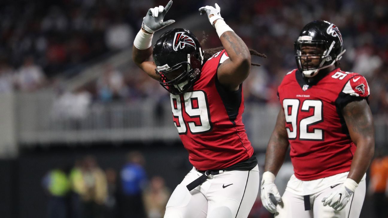 DE Adrian Clayborn, RB Jeremy Hill, OT Matt Tobin agree to deals with Patriots