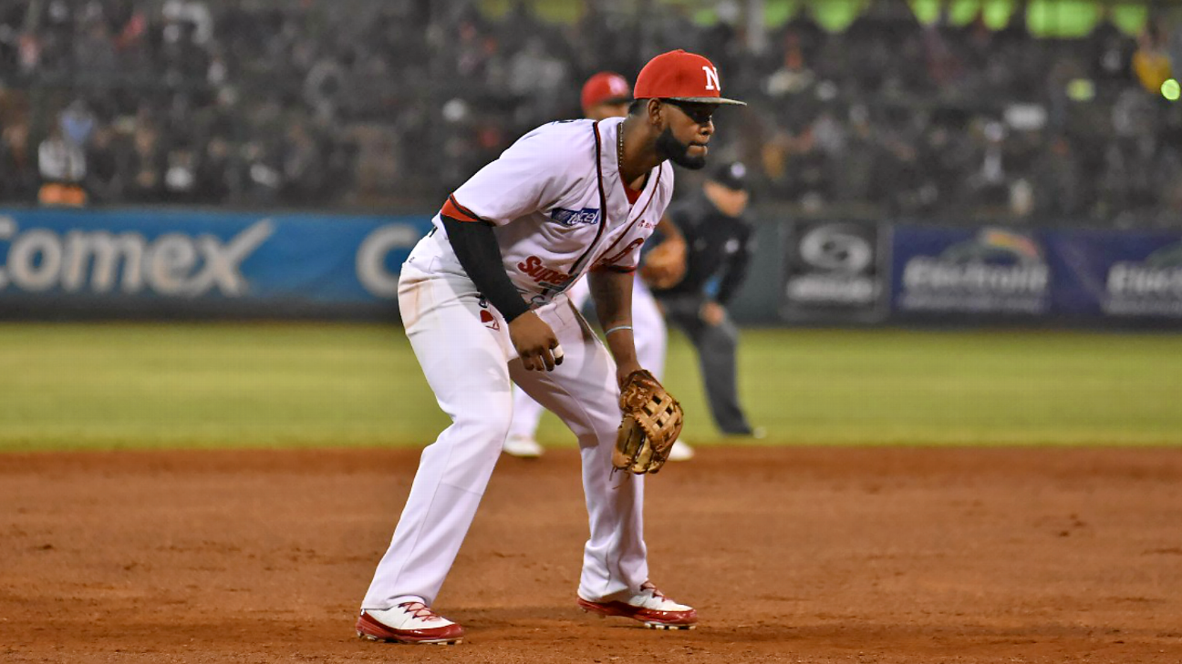 winter-league-provides-a-haven-for-displaced-puerto-rican-players