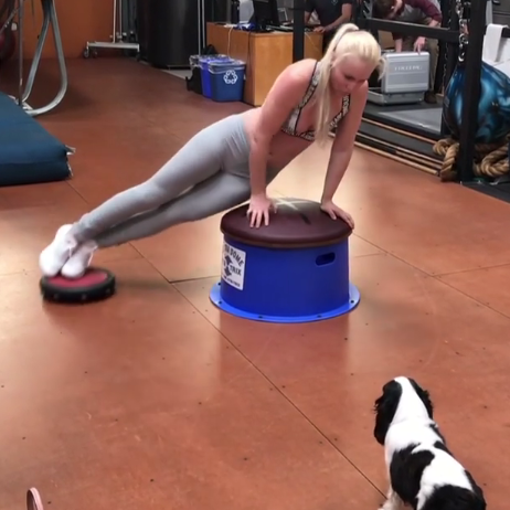 Just days after returning home from South Korea, Lindsey Vonn is back