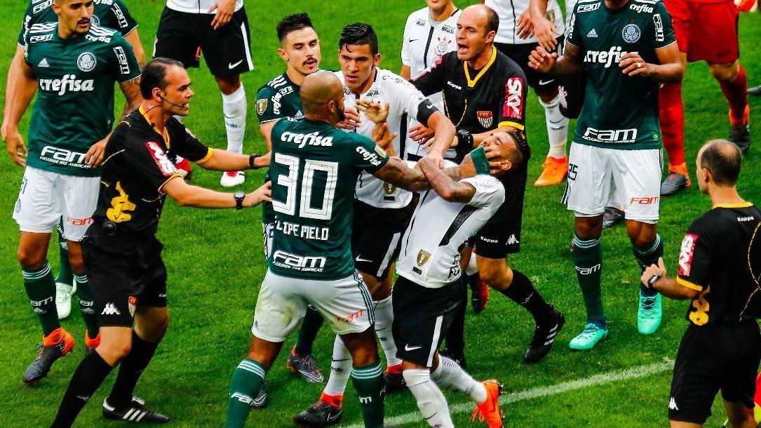 Felipe Melo projeta ambiente hositl na Neo Química Arena para a semifinal da Copa do Brasil