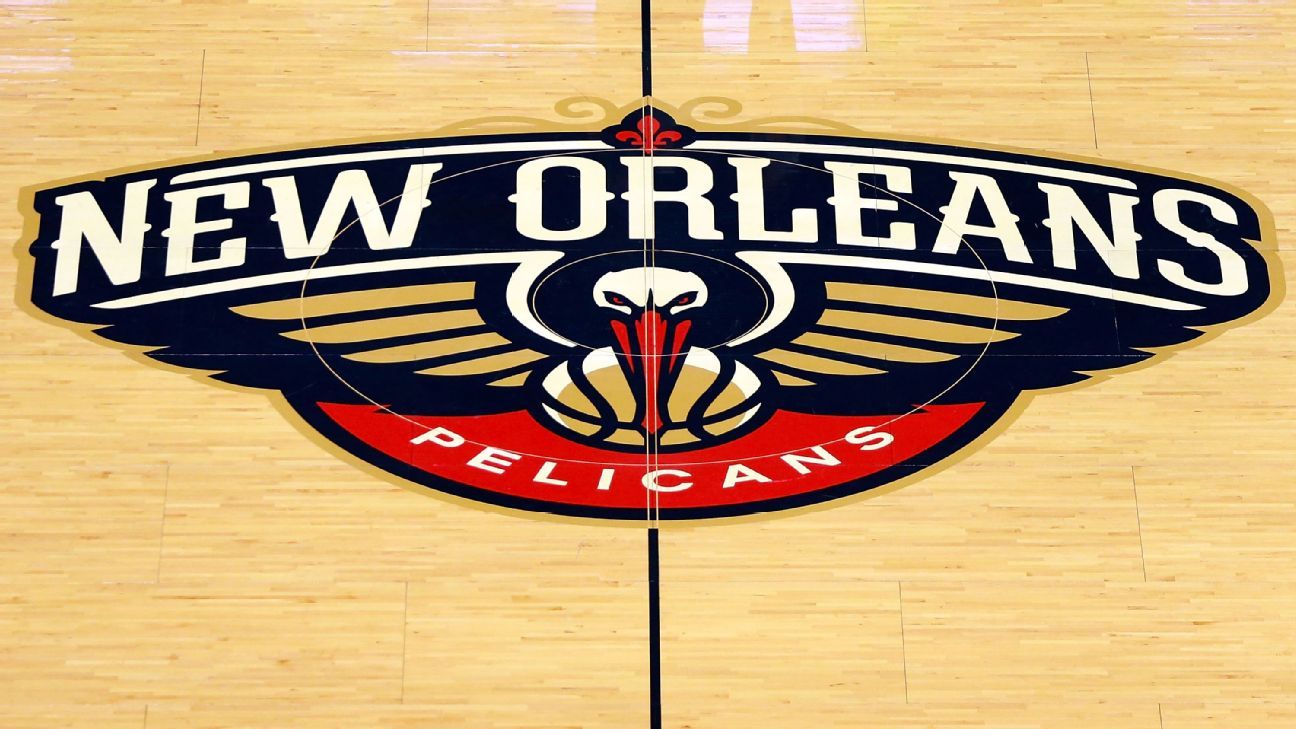 Sources: Pels deferring Lakers' 1st-rd. pick to '25