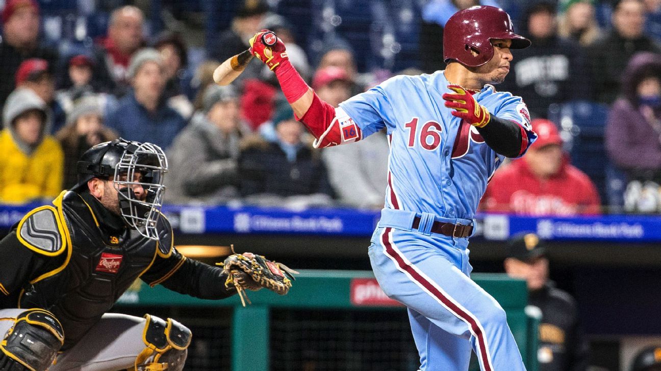 When do the Phillies wear each uniform?