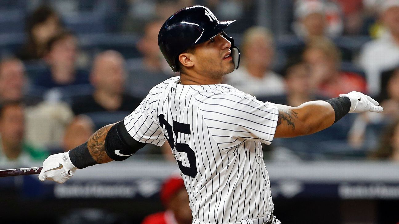 Gleyber Torres launches a solo homer, 04/28/2023