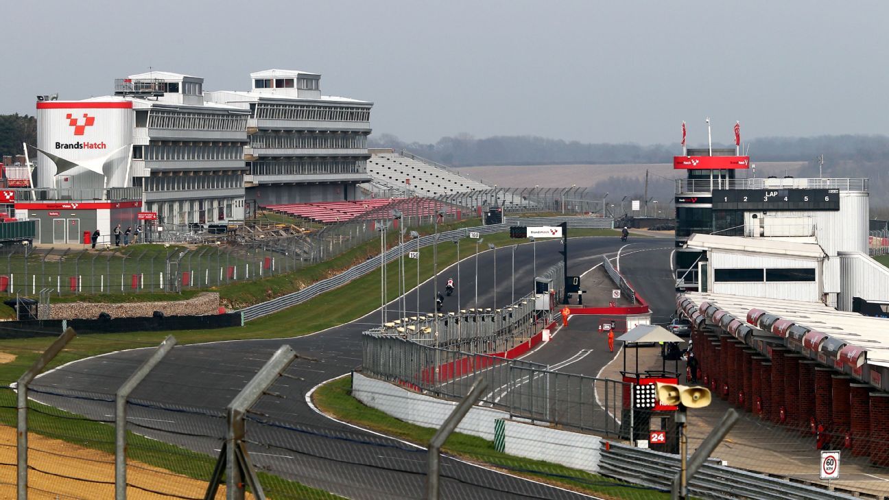 Savanoris Maršalas mirė po „Brands Hatch“