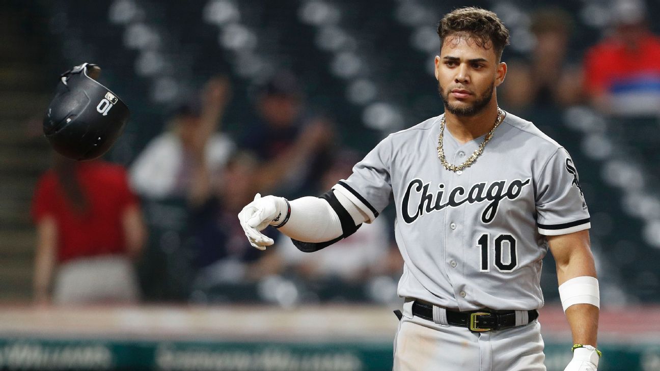 MLB on X: White Sox, 3B Yoan Moncada reportedly in agreement on five-year  extension with club option, per @Ken_Rosenthal.    / X