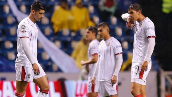 Chivas Esta Descalzo Sin El Hombre Que No Usa Calcetines