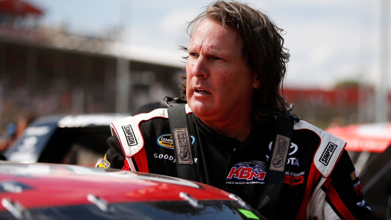 Dirt track racer Bloomquist dies in plane crash Auto Recent