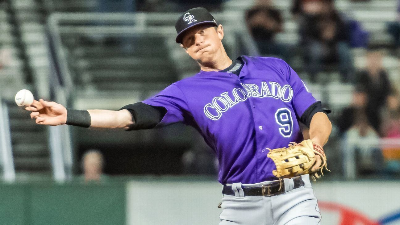 Yankees sign infielder D.J. LeMahieu, likely out on Manny Machado