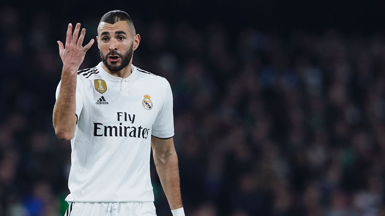 Real Madrid injury crisis deepens as Benzema fractures finger