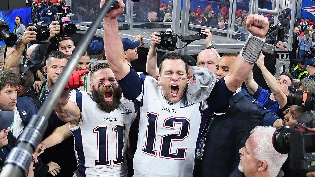 Patriots Receive AFC Championship Rings From Owner Robert Kraft (Photo) 