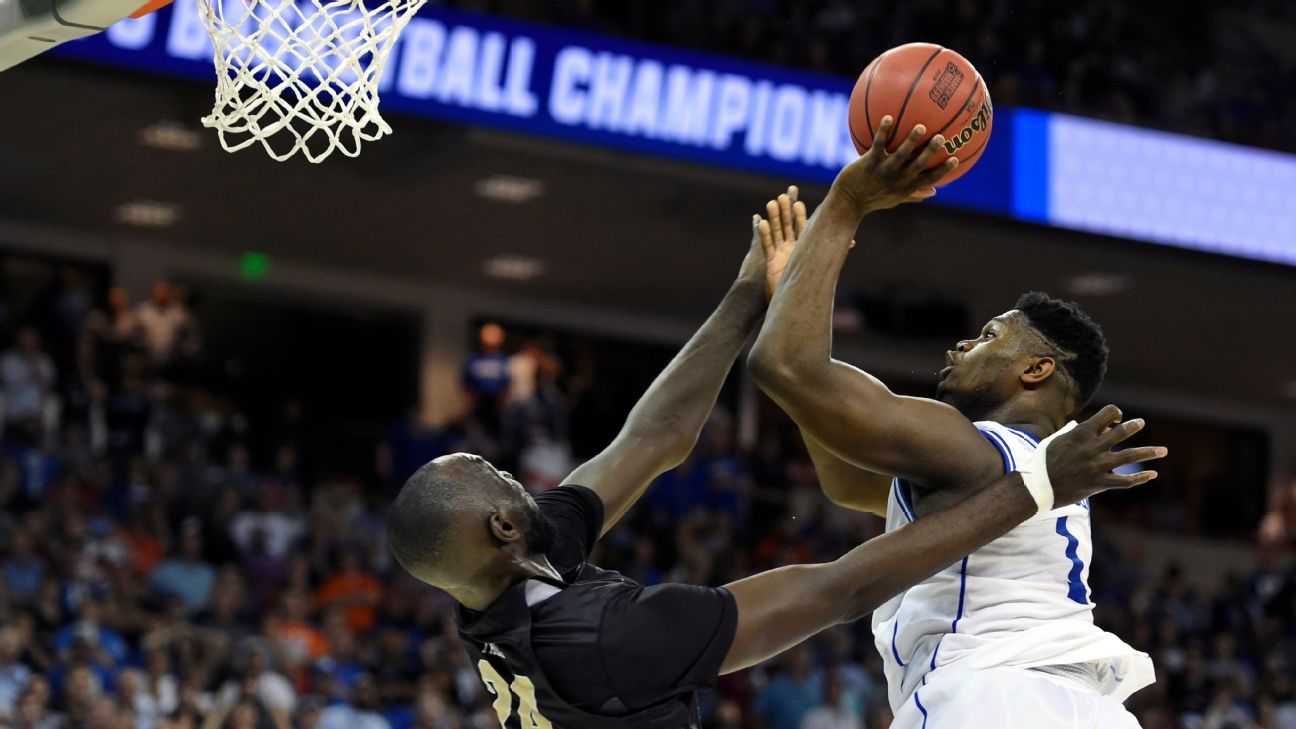 UCF upset bid thwarted by Duke's Zion, Barrett - ESPN