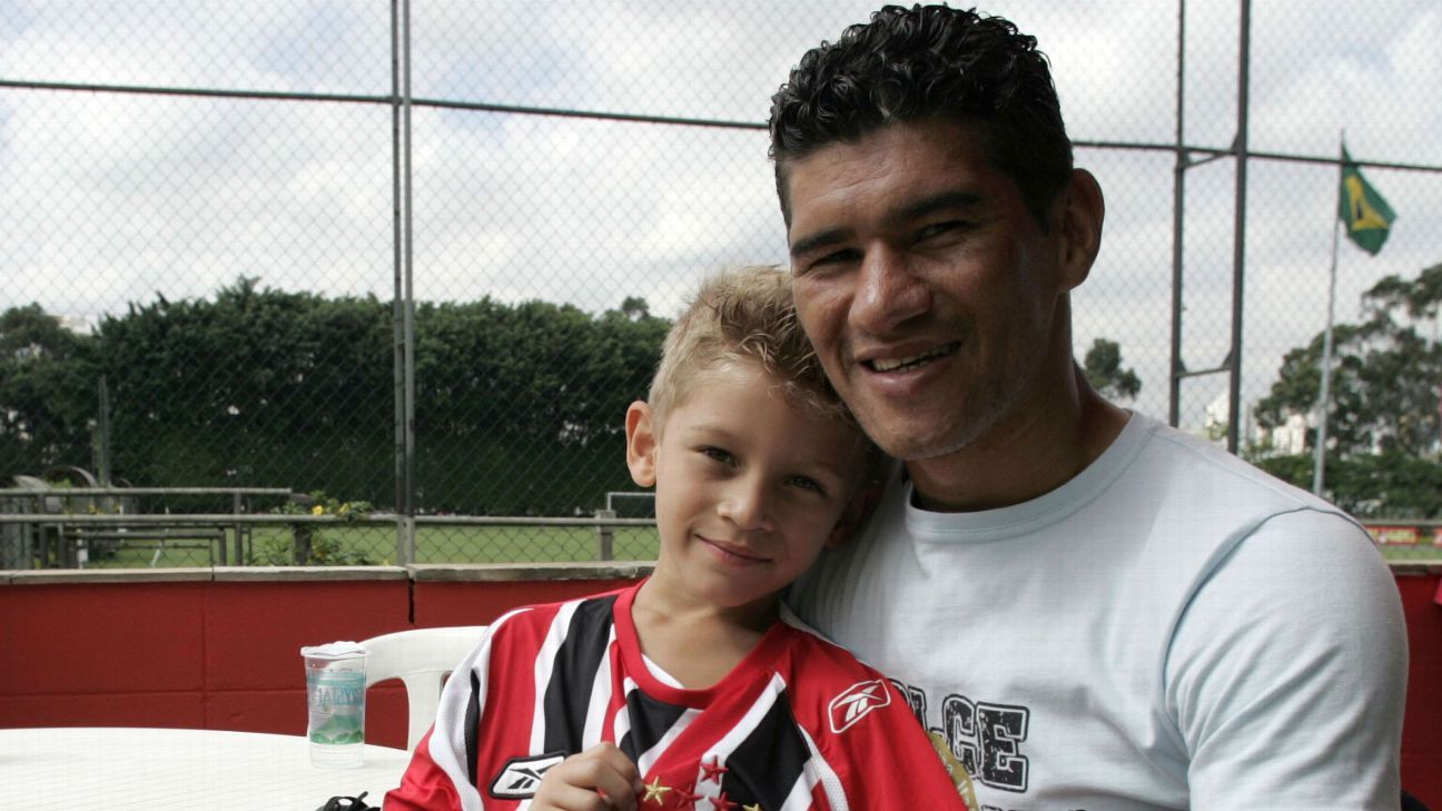 É campeã!! Engenharia vence por pênaltis no futsal e a torcida vai ao  delírio