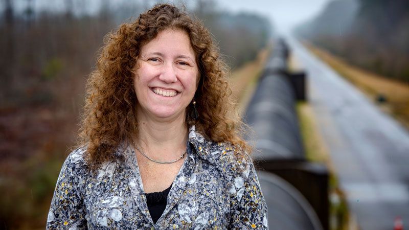 Gabriela González named 2019 SEC Professor of the Year