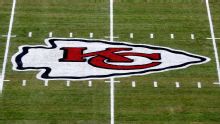 Chiefs assistant coach charged with misdemeanor domestic battery