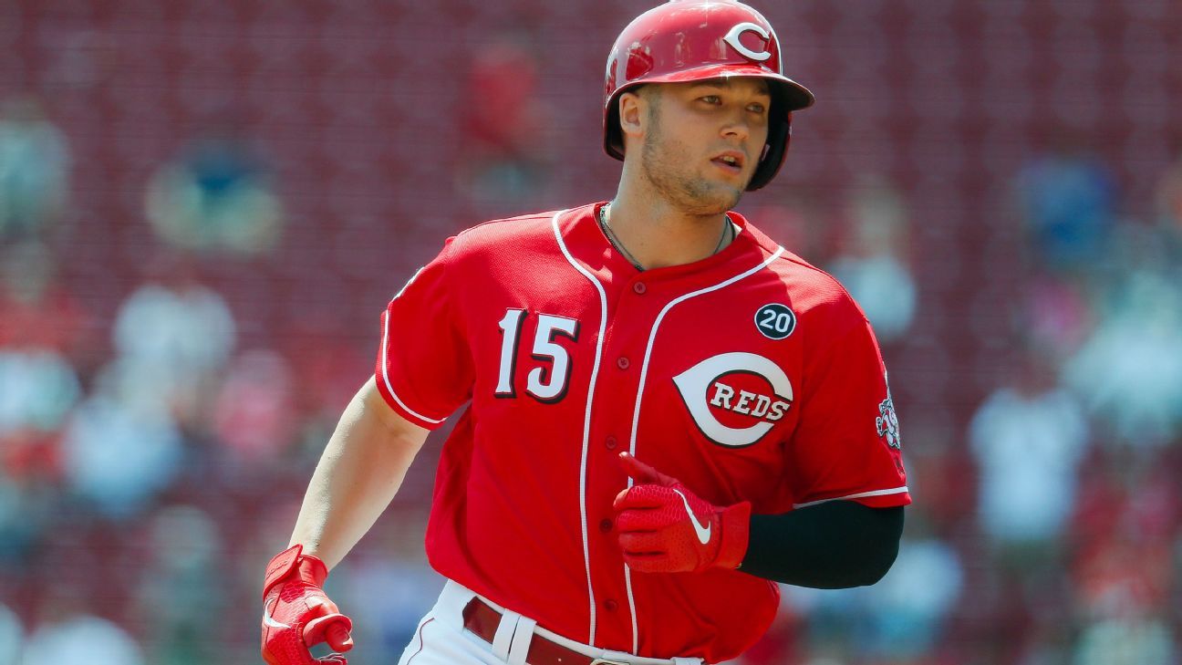 Reds place Joey Votto (shoulder) on IL, recall Nick Senzel - ESPN