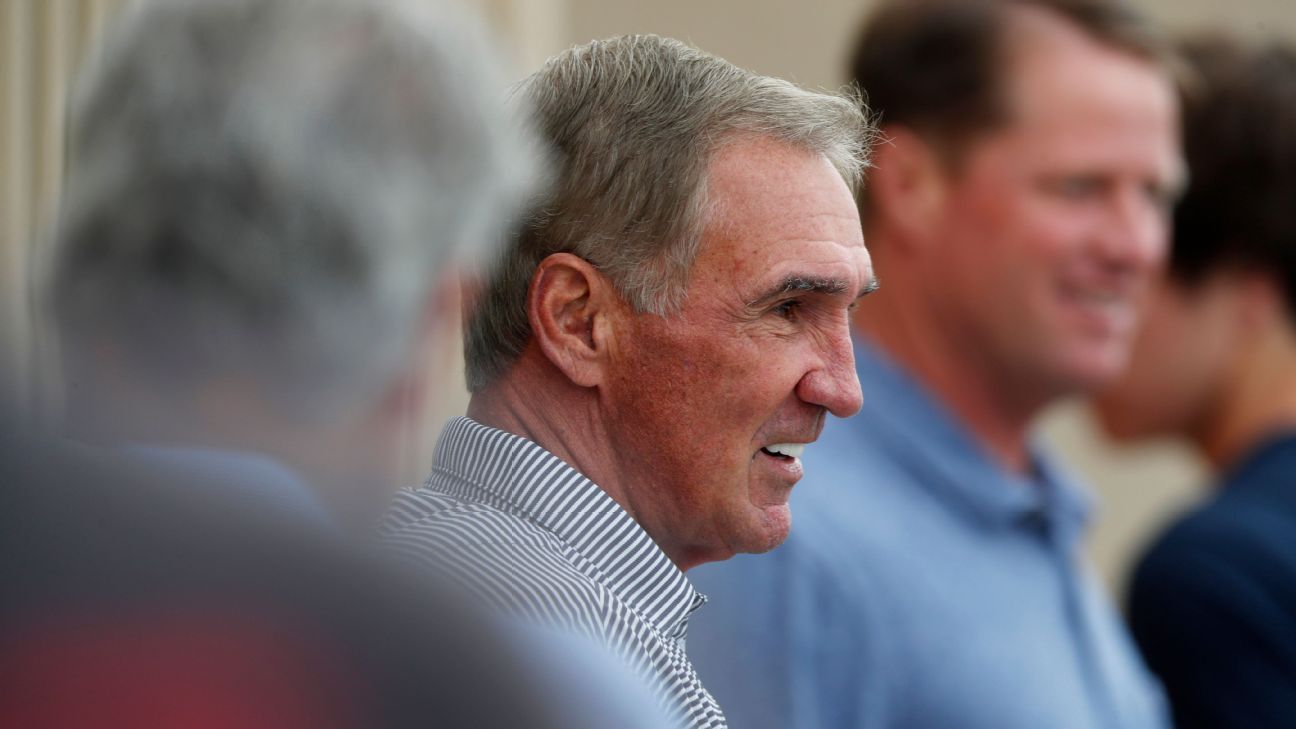 Inside Mike Shanahan's sideline conversations with John Elway