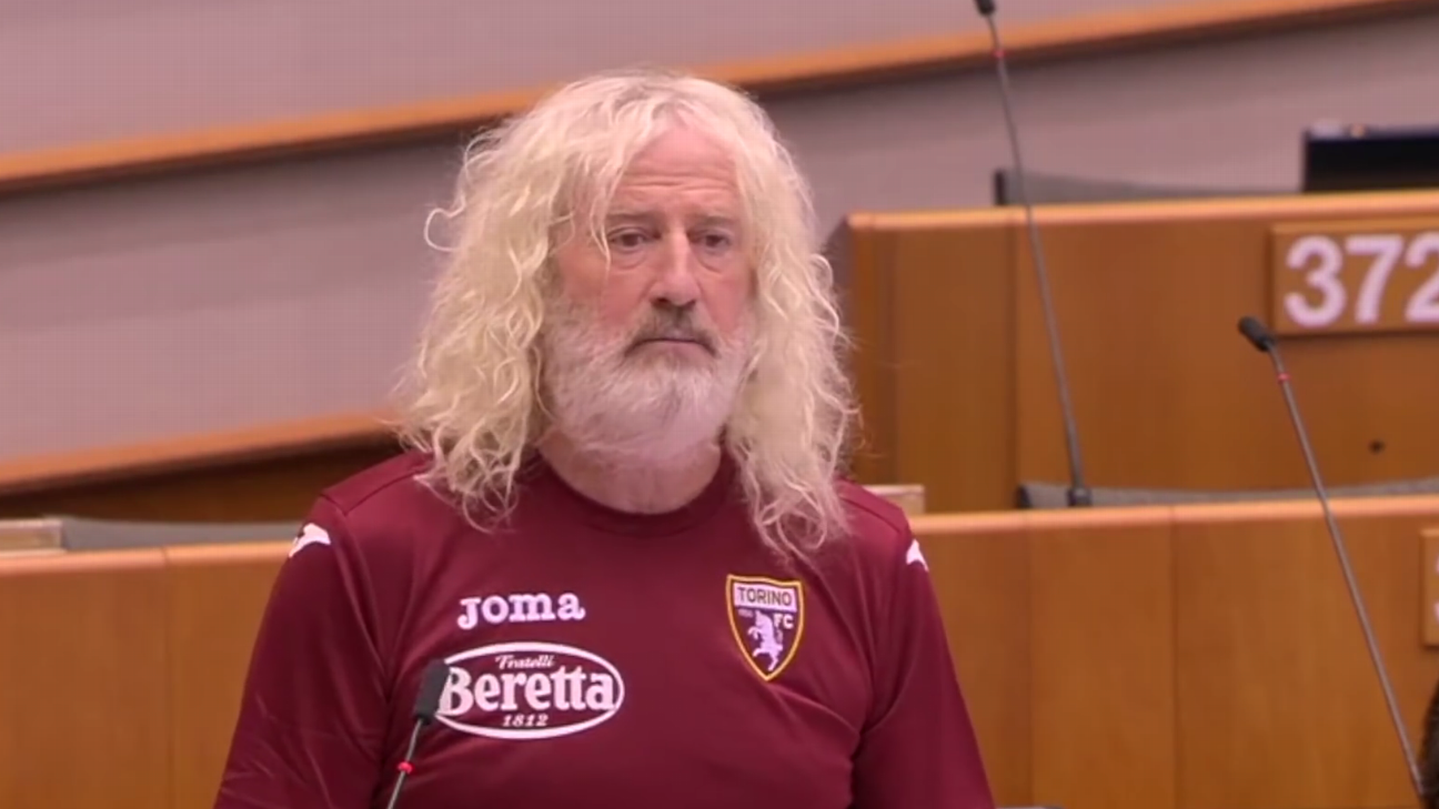 Meet Mick Wallace, the Irish politician whose love for Torino goes well ...