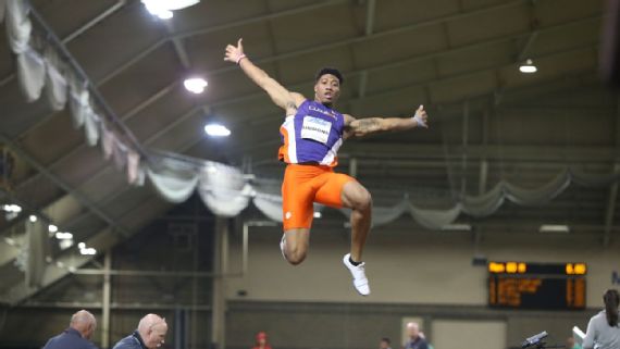 How Clemson S Isaiah Simmons Became The Linebacker Of The Future