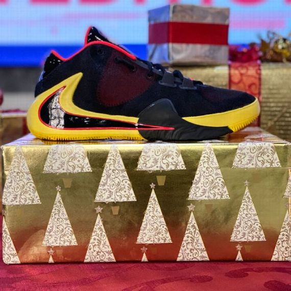 The Sneakers Nba Stars Will Be Wearing On Christmas Day