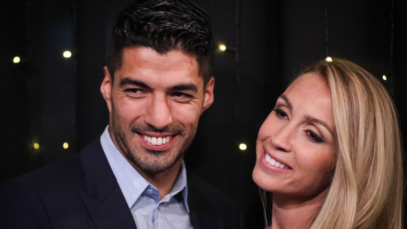 Luis Suárez celebra 10 años de casado en Uruguay - ESPN