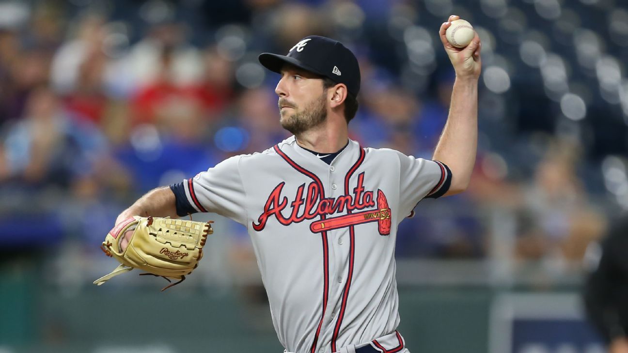 Giants give former A's lefty Jerry Blevins a minor-league deal