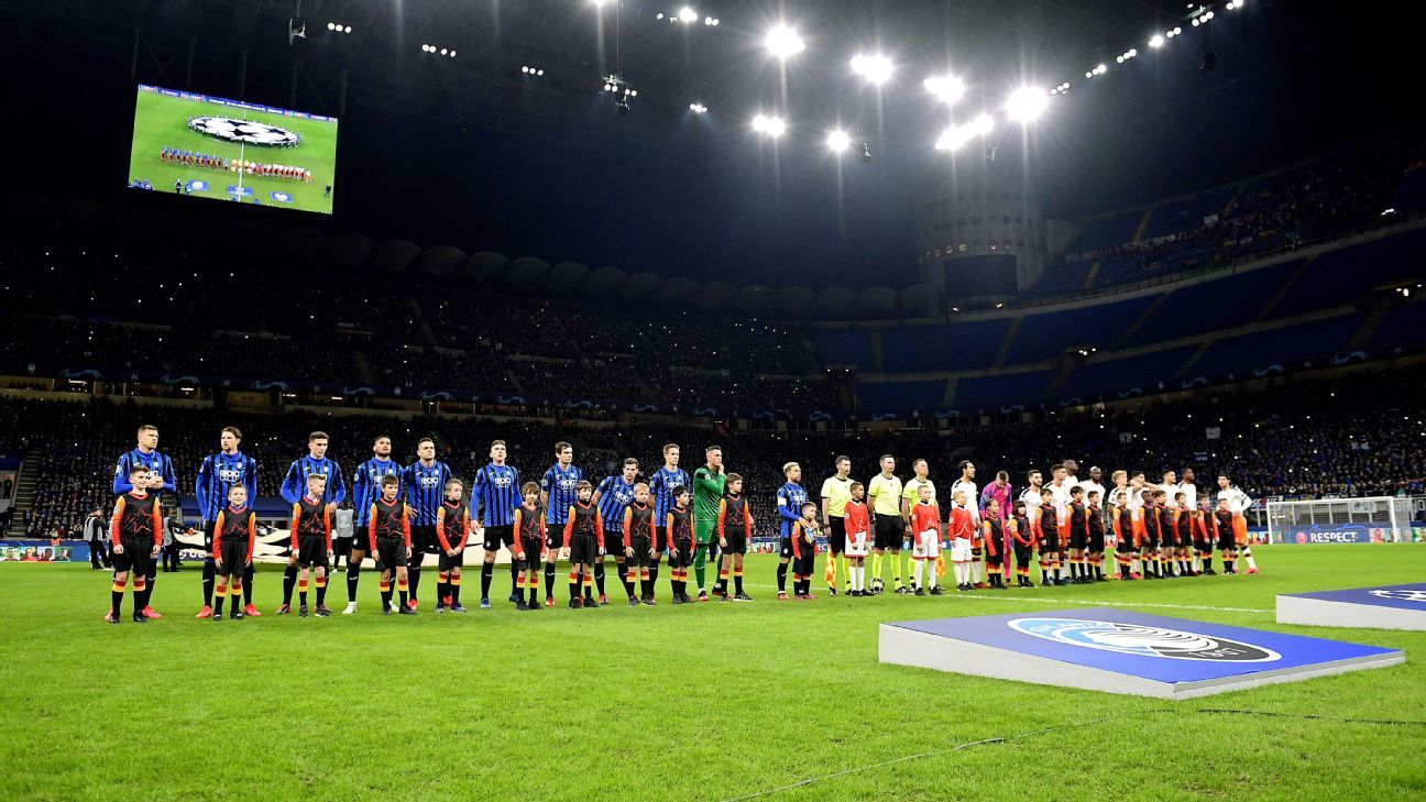 Resultado de imagen para atalanta valencia champions league tribunas san siro