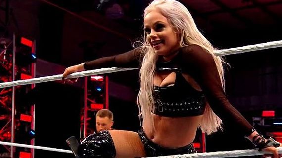 Wrestlemania 36 Mcintyre Stops Lesnar Gronk Wins 24 7 Title