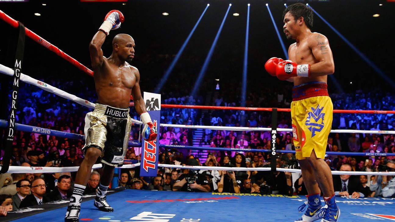 Floyd Mayweather, left, won a unanimous decision over Manny Pacquiao in 2015.