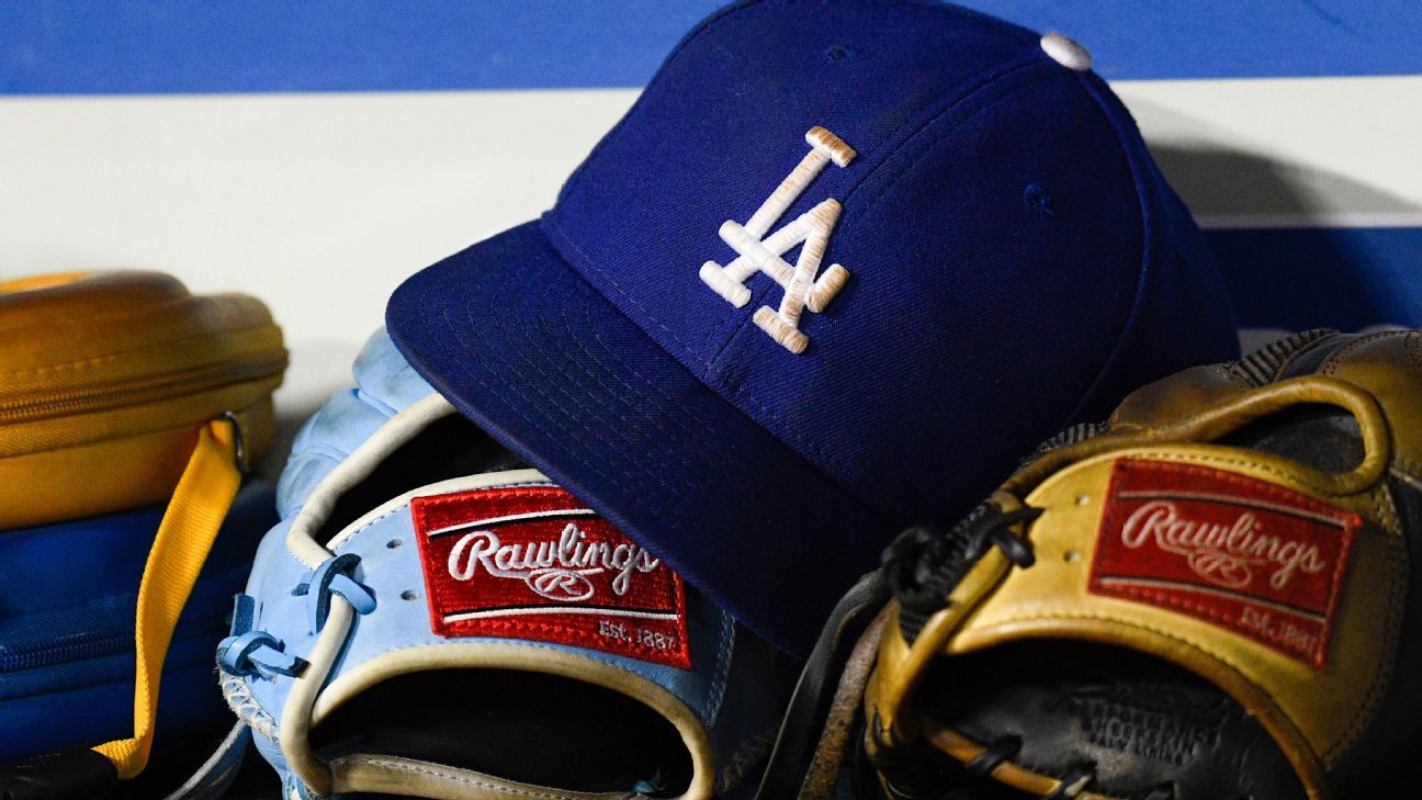 MLB players say drag troupe invited to Dodgers' Pride Night mocks