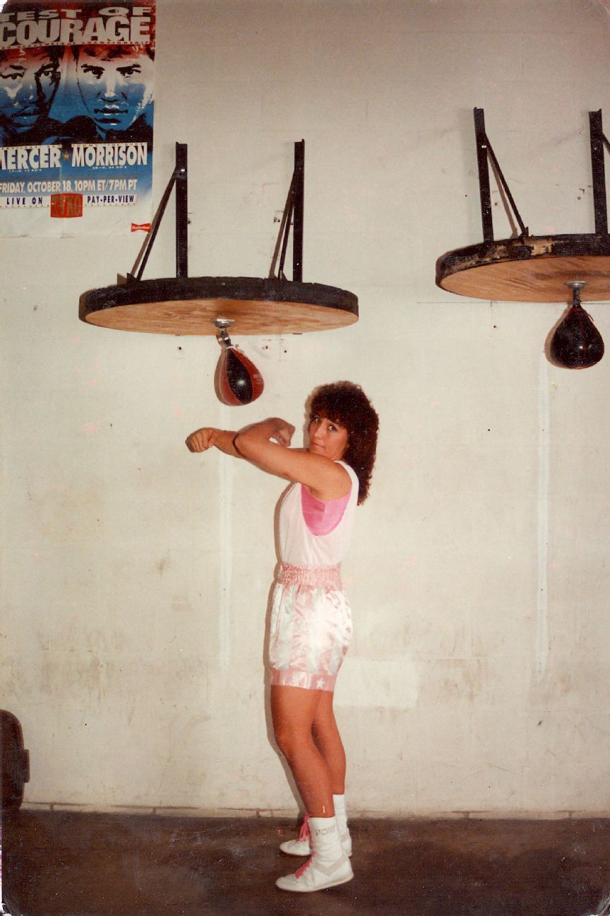 Boxeadora Christy Martin: Vida de Éxito, Violencia Doméstica y Lucha por Sobrevivir