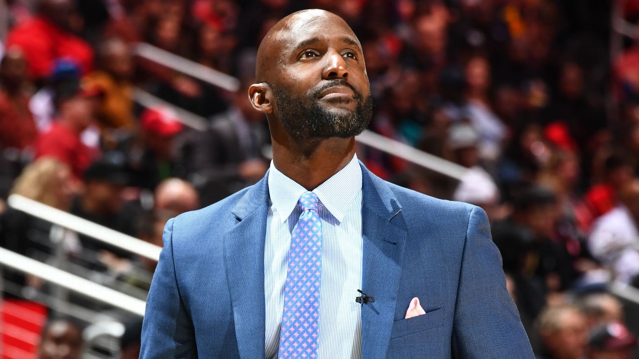 Atlanta Hawks coach Lloyd Pierce