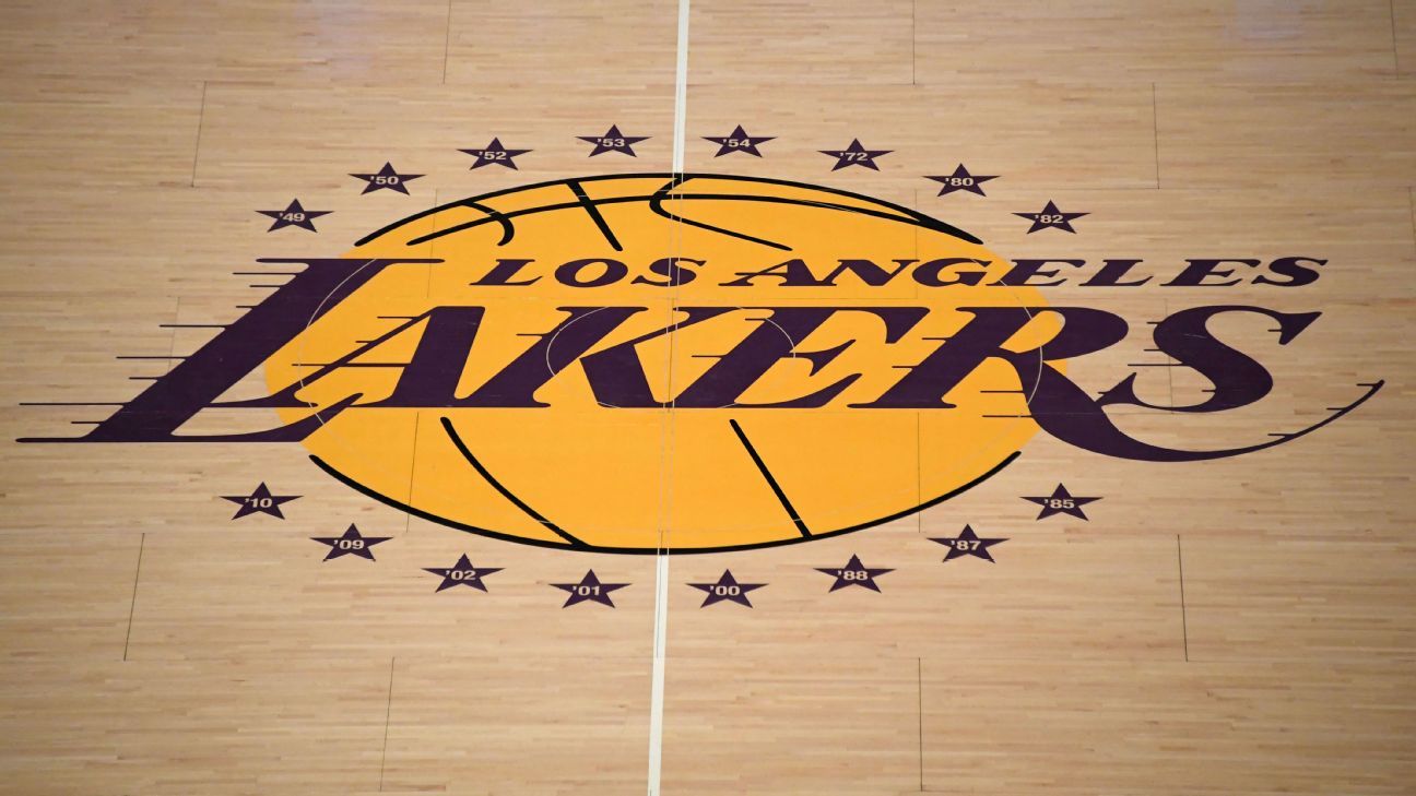Los Angeles Lakers to hire Atlanta Hawks assistant Chris Jent as Darvin Ham's to..