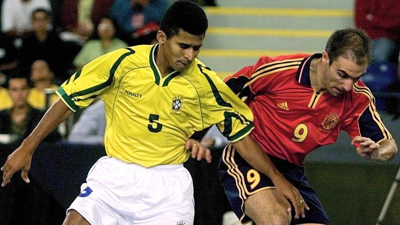 Falcão vence Manoel Tobias em enquete sobre quem foi o maior jogador de  futsal da história, futsal