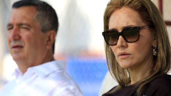 Angelica Fuentes Ex Esposa De Jorge Vergara Entra En Disputa Legal Por Herencia De Sus Hijas