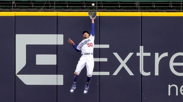 Dodgers Felt Mookie Betts Catch Shifted Momentum In NLCS Game 5 