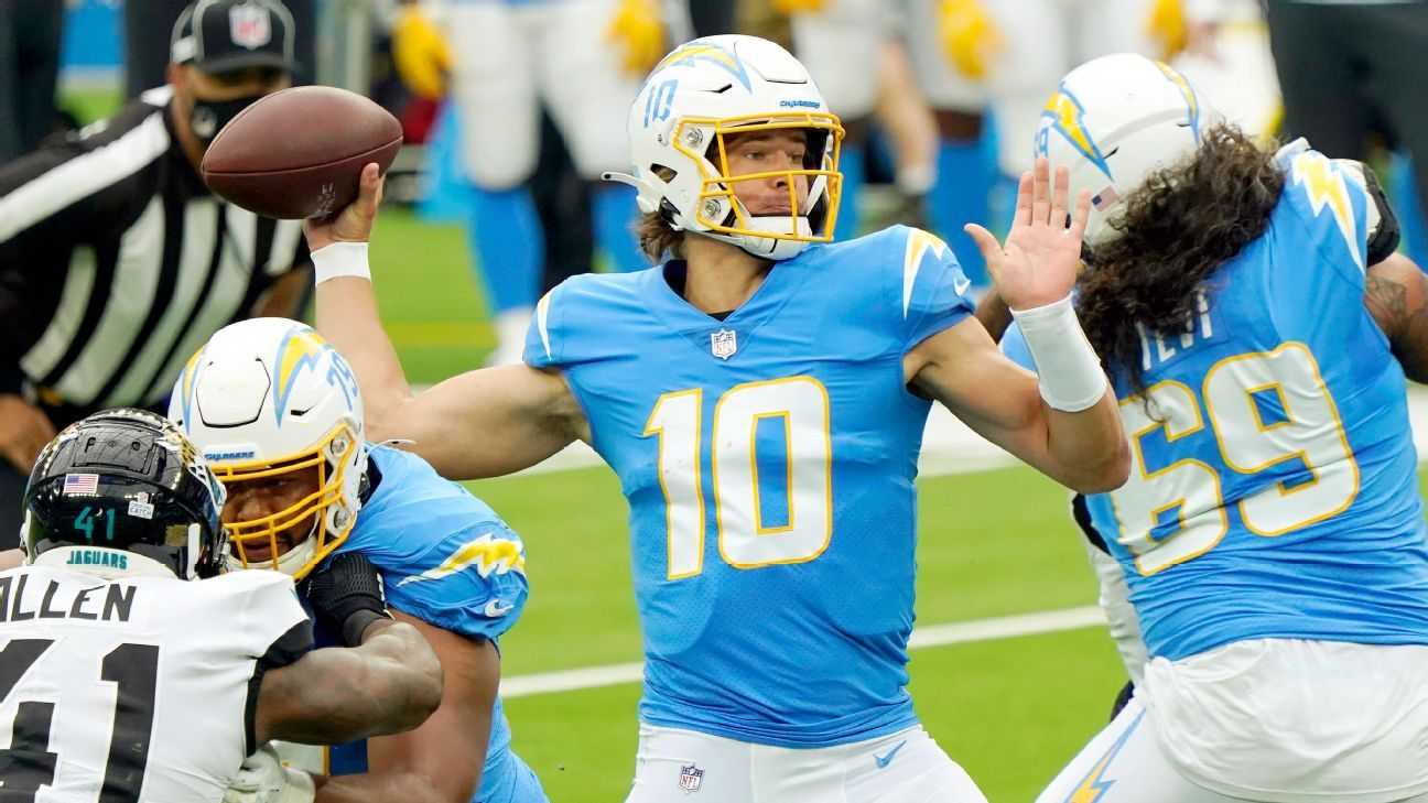 Can't-Miss Play: Los Angeles Chargers quarterback Justin Herbert dials  launch codes on 70-YARD TD to wide receiver Jalen Guyton