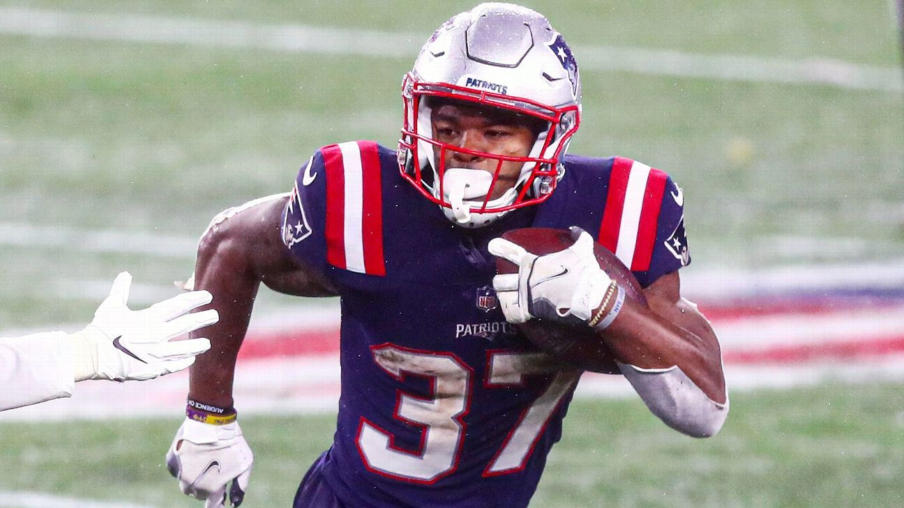 Patriots-Dolphins: Patience key with Pats rookie RB Damien Harris