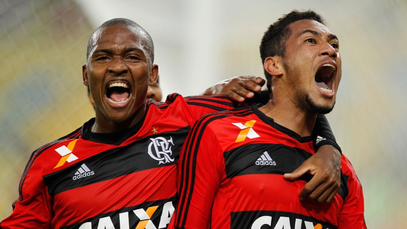 Ex-Flamengo publica mensagem misteriosa e agita torcida rubro-negra na internet: Vem ser feliz