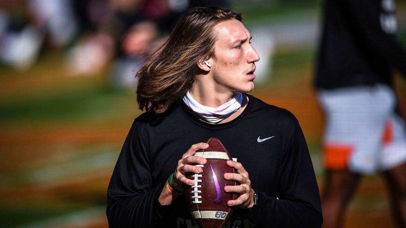 Trevor Lawrence officially off to Jaguars after declaring for 2021 NFL Draft