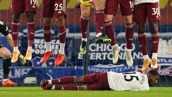 Behind The Wall How Ronaldinho S Free Kicks Helped Spark Trend That S Taking Soccer By Storm Behind The Wall How Ronaldinho S Free Kicks Helped Spark Trend That S Taking Soccer By Storm