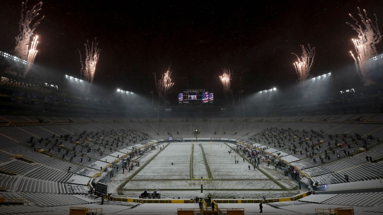 Lambeau Field ready for NFC Divisional game Saturday night