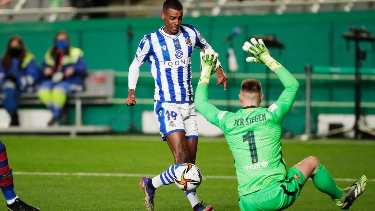 Barcelona Sigue De Cerca A Alexander Isak Delantero De La Real Sociedad